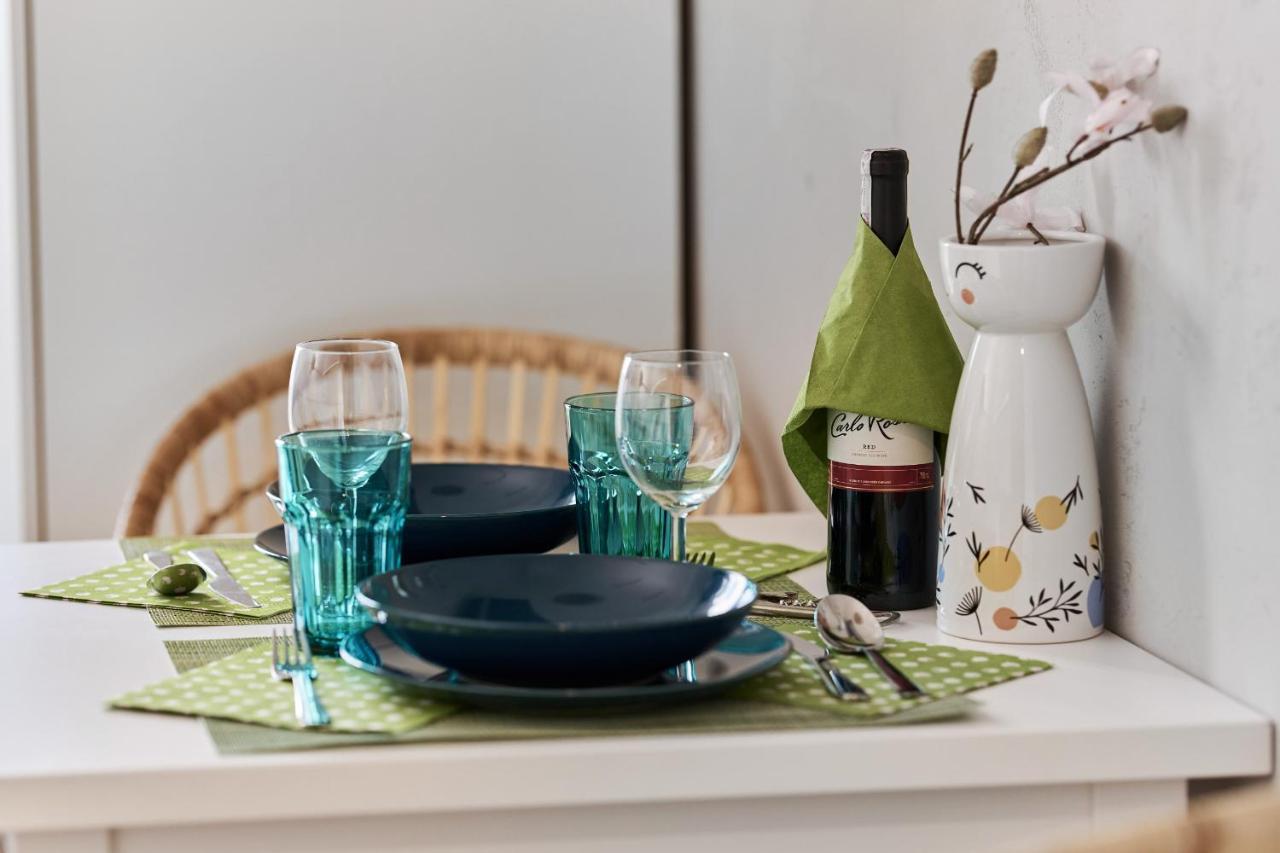 Apartment By The Oder River Wroclaw By Noclegi Renters מראה חיצוני תמונה